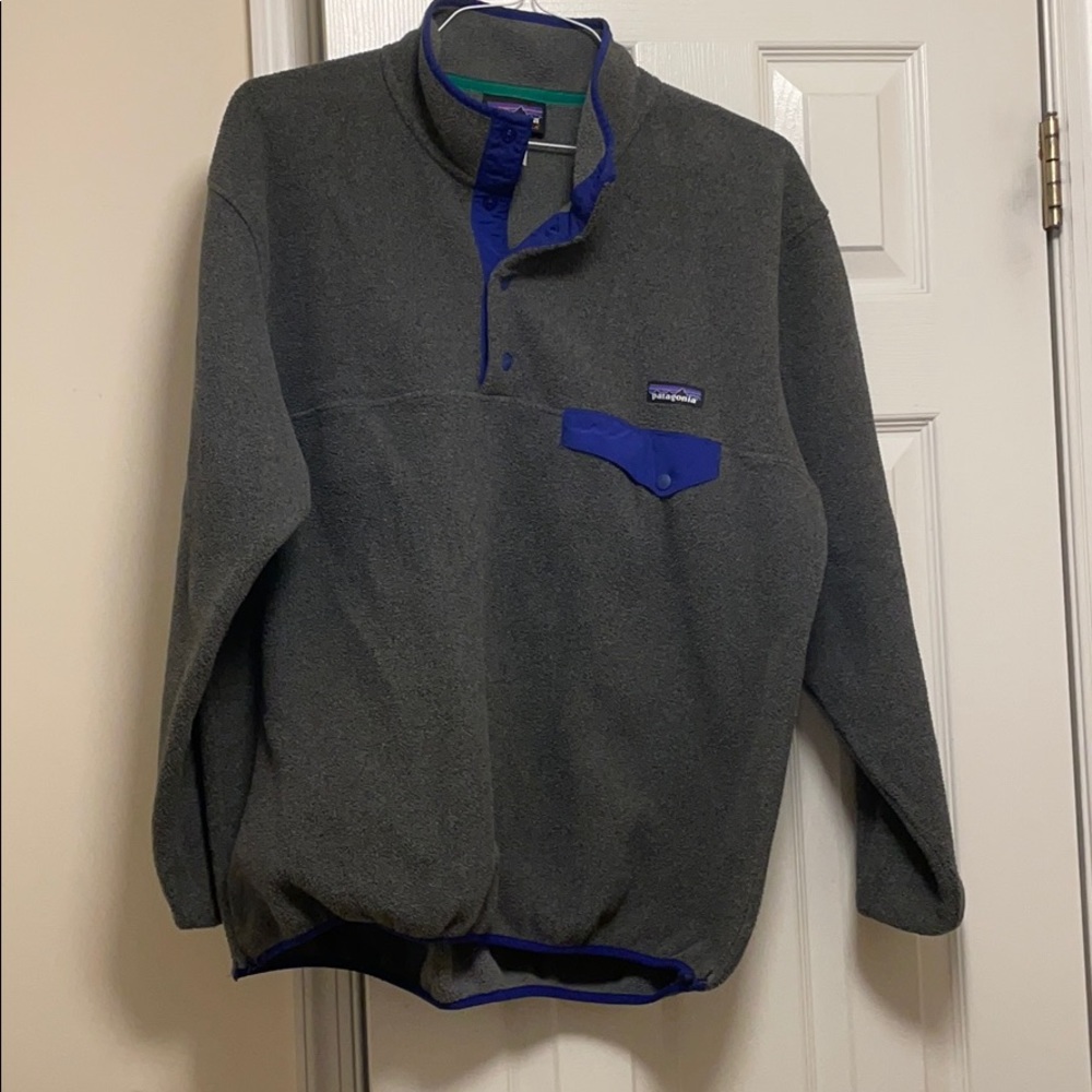 Men’s Patagonia sweatshirt. Size medium